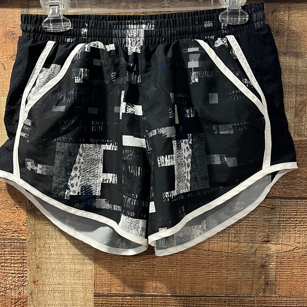 Under Armour shorts women's small